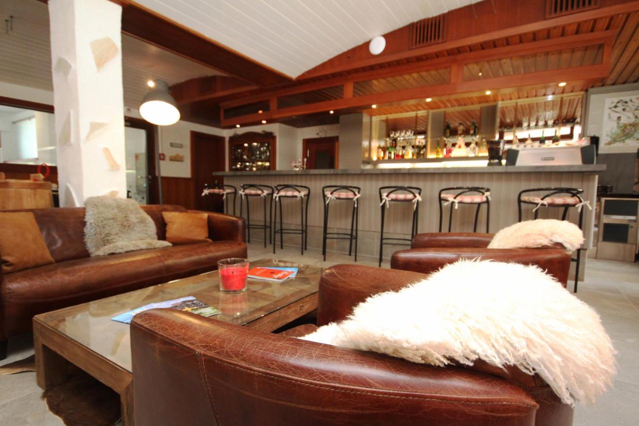 Pointe De Zinal Hotel Bagian luar foto