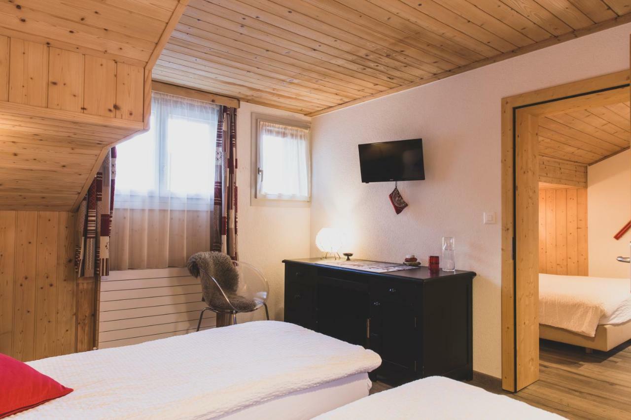 Pointe De Zinal Hotel Bagian luar foto